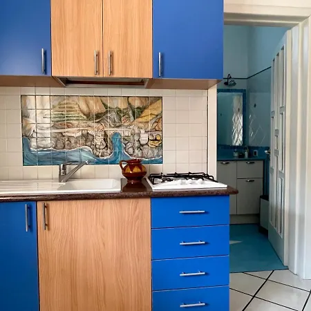 Crystal أَجيرولا