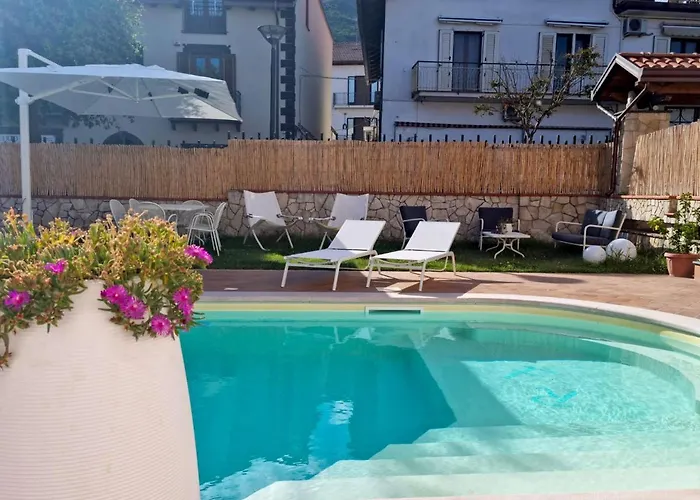 Crystal Lejlighedshotel 3*